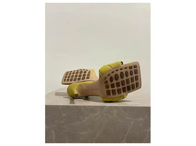 BOTTEGA VENETA Sandalias T.EU 40 Cuero Verde 