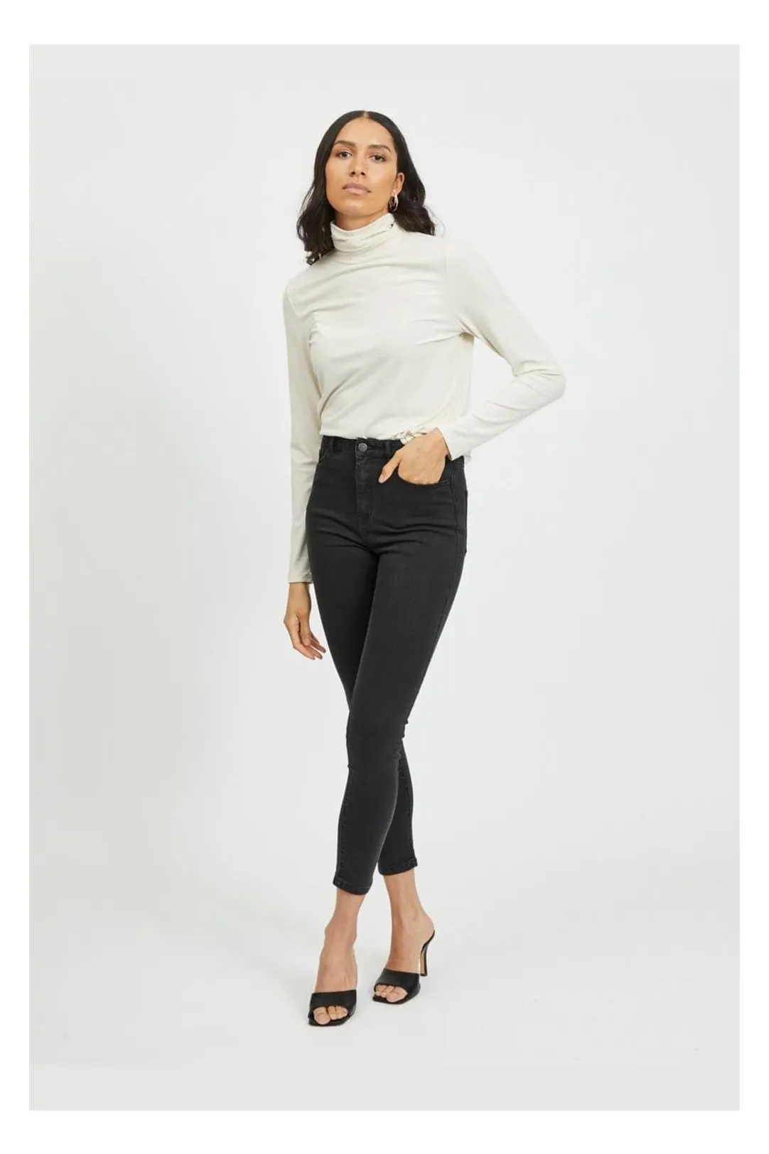 PANTALON CROPPED VIEKKO NEGRO