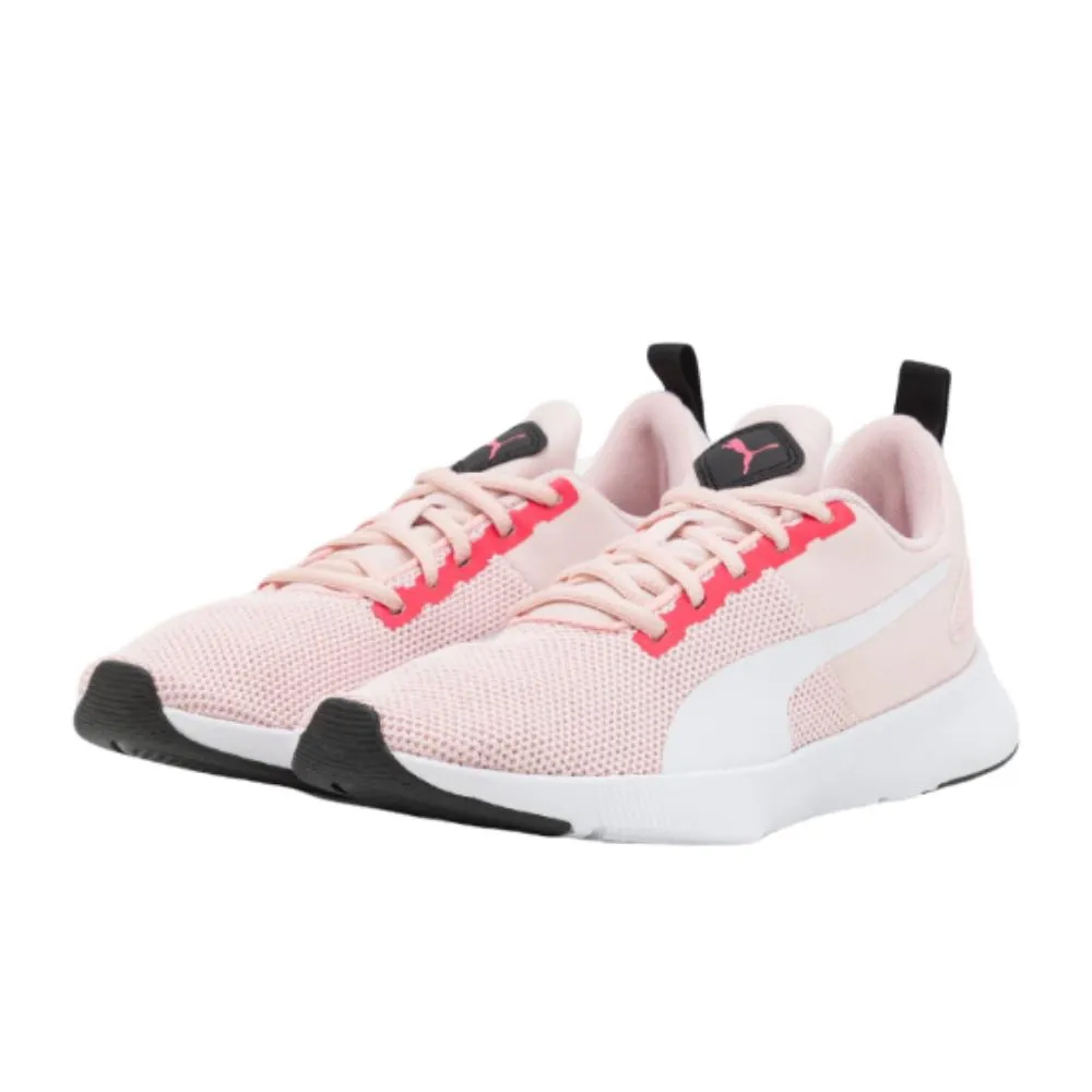 PUMA Flyer Runner. 192928 27. Junior. Blanco/rosa.