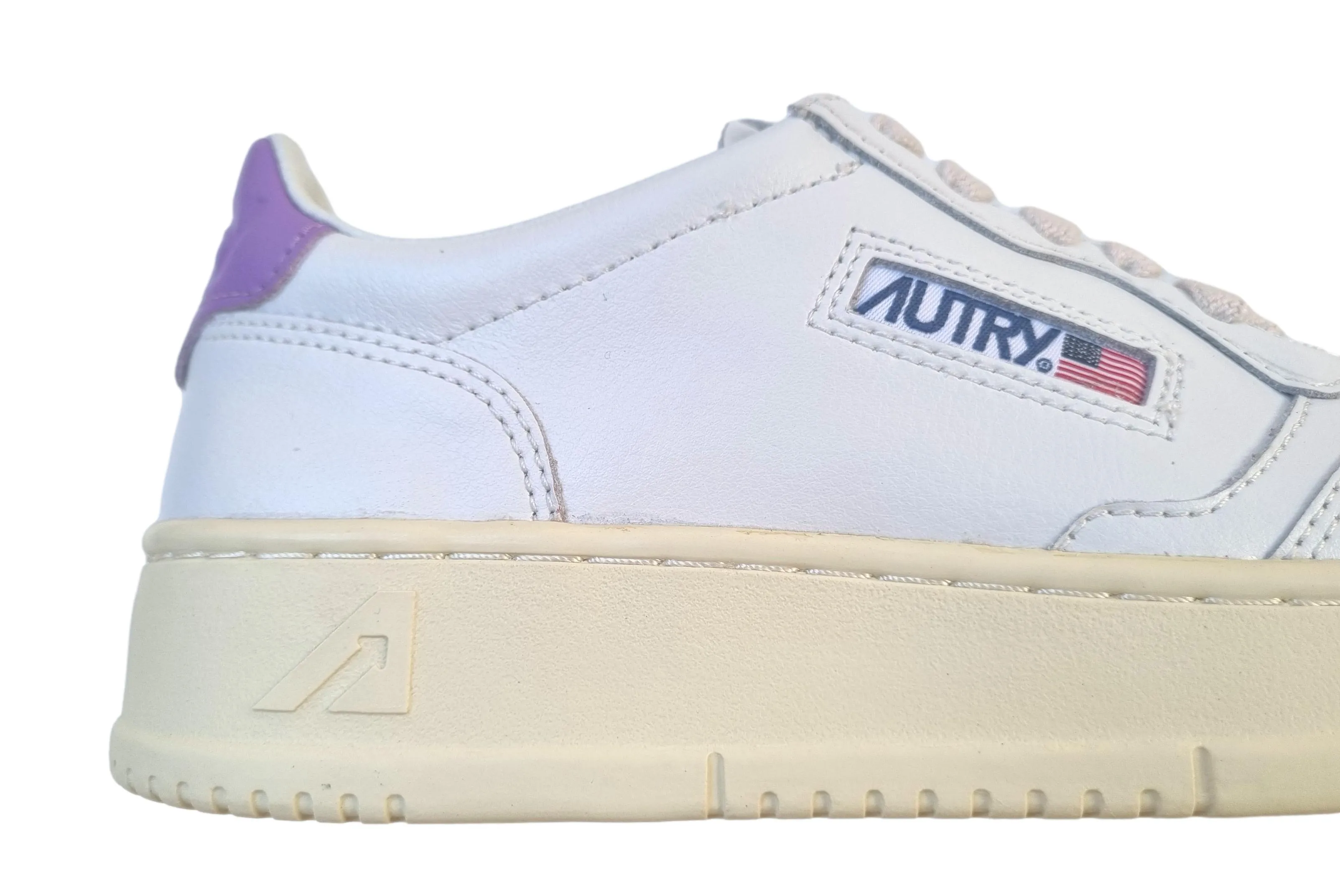 Zapatillas deportivas de mujer AUTRY en piel AULW LL59 blanco lila