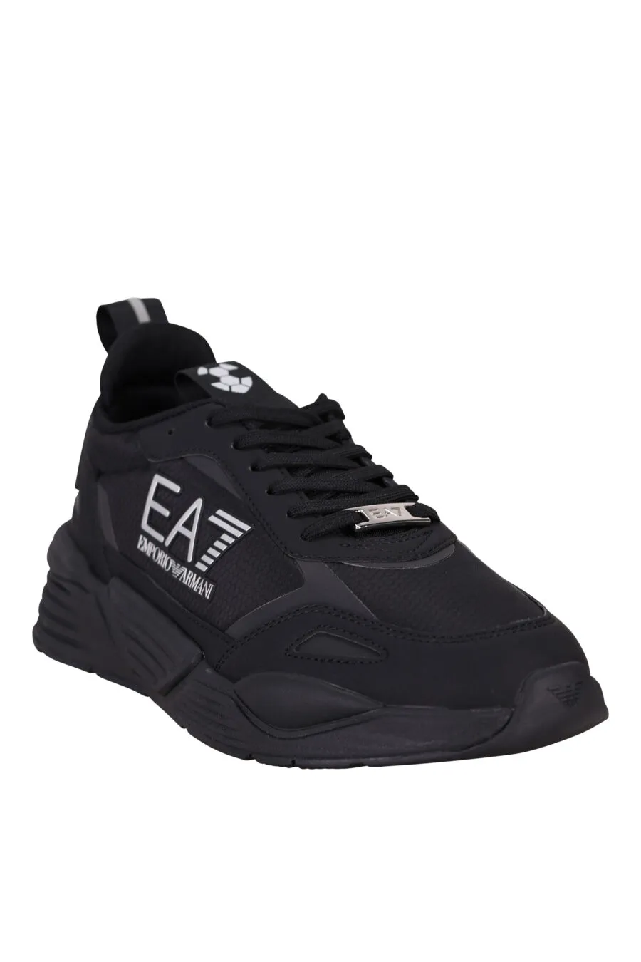 Zapatillas deportivas negras con logo 